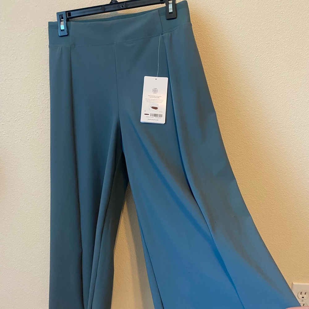 NWT Athleta Cosmic Wrap Pants Sz 8